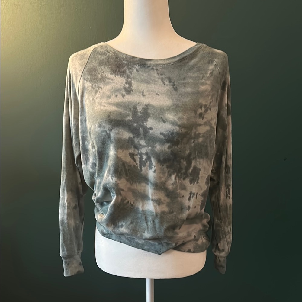 Women's Tie-Dye Long Sleeve Top
